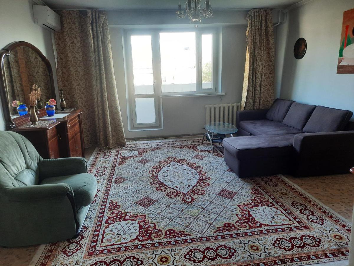 Apartment Shevchenko Panfilova Almati Kültér fotó